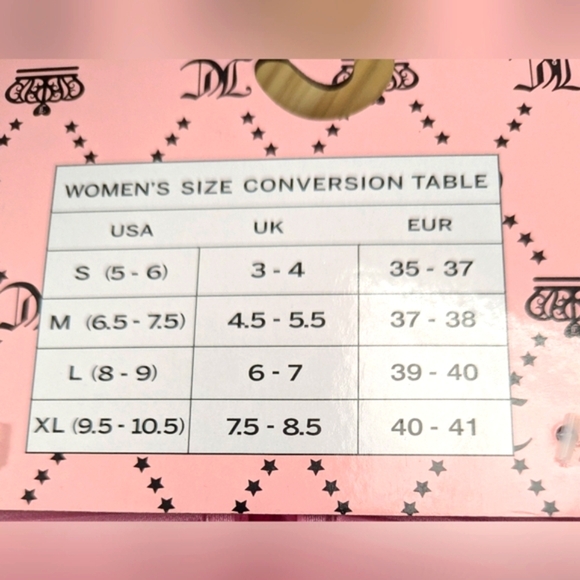 BNWT Juicy Couture Womens (6.5/7.5) Furry Slide-In Slippers With Bow And Crown - Picture 5 of 9